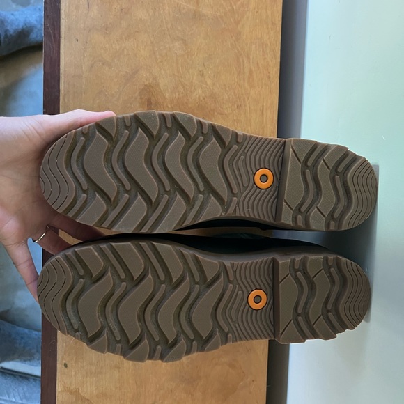 Bogs Rain Boots - Picture 4 of 13